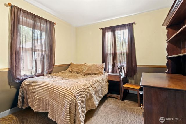 327 N Marion Avenue, Bremerton, WA 98312