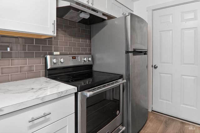 211 Jasper Ave, Middleton, ID 83644