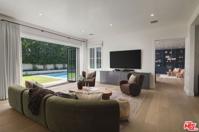 550 Spoleto Drive, Pacific Palisades, CA 90272