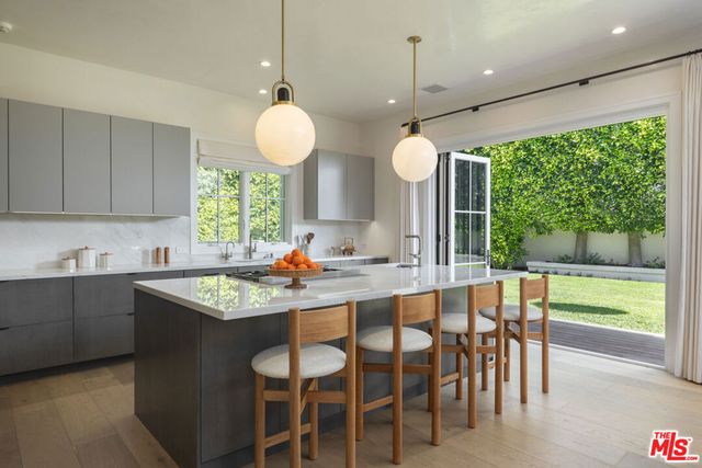 550 Spoleto Drive, Pacific Palisades, CA 90272