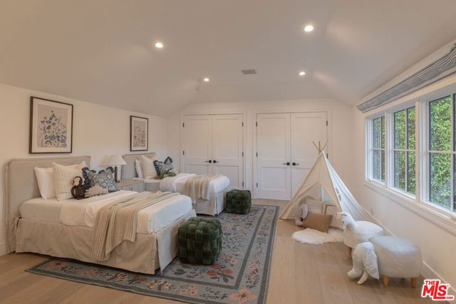 550 Spoleto Drive, Pacific Palisades, CA 90272