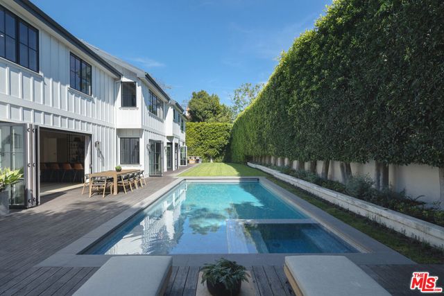 550 Spoleto Drive, Pacific Palisades, CA 90272