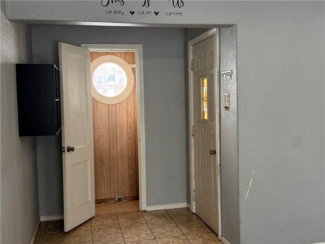 310 S 24th Street, Parsons, KS 67357