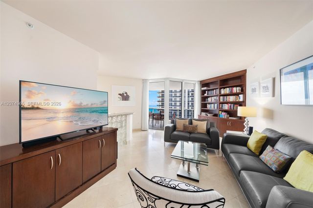 4779 Collins Avenue 1804, Miami Beach, FL 33140