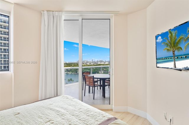 4779 Collins Avenue 1804, Miami Beach, FL 33140