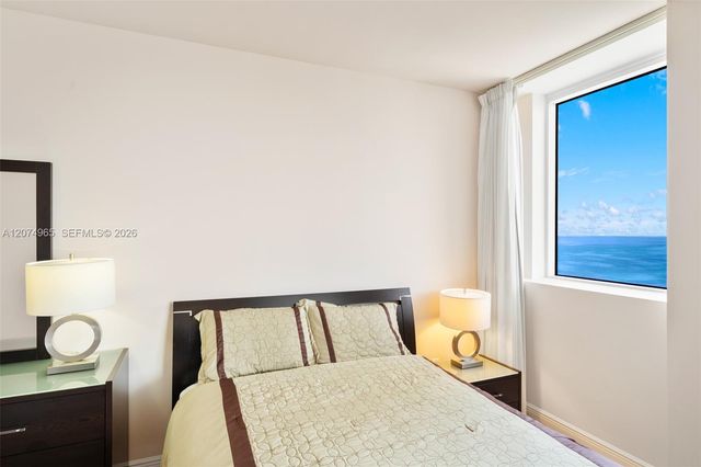 4779 Collins Avenue 1804, Miami Beach, FL 33140