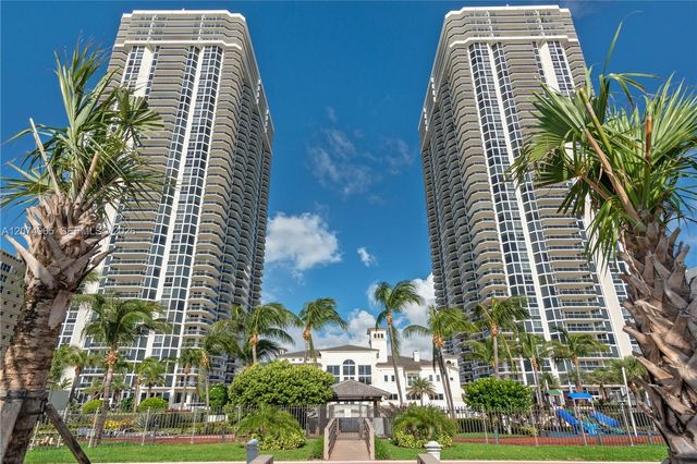 4779 Collins Avenue 1804, Miami Beach, FL 33140