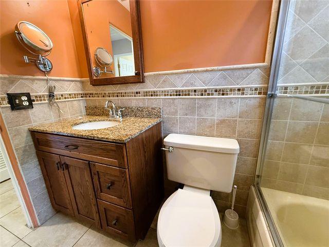 8184 24TH AVENUE N, St Petersburg, FL 33710