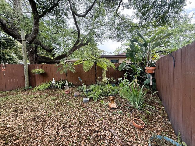 8184 24TH AVENUE N, St Petersburg, FL 33710