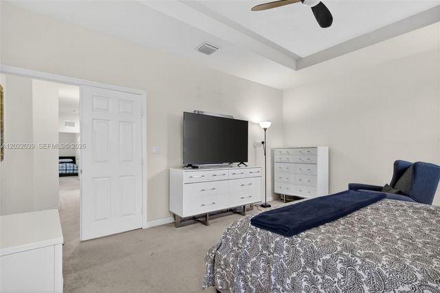 10400 W 35 Way, Hialeah, FL 33018