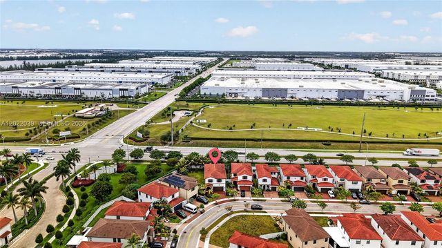 10400 W 35 Way, Hialeah, FL 33018