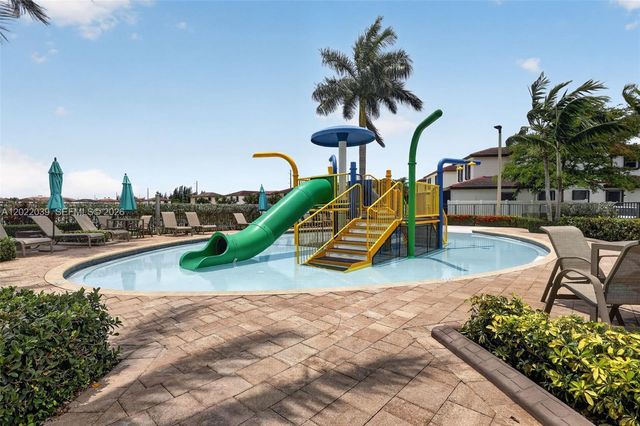 10400 W 35 Way, Hialeah, FL 33018