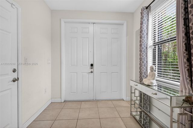 10400 W 35 Way, Hialeah, FL 33018