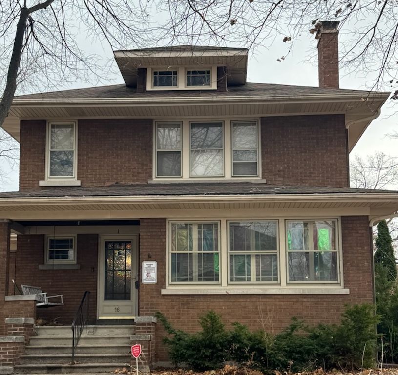 Image 1 of property listing at 16 Manor Court, Joliet, IL 60436
