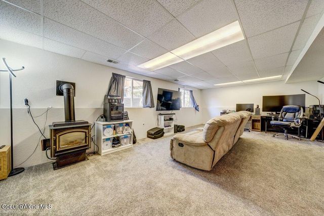 8811 N Davis Circle, Hayden, ID 83835