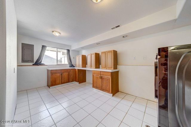 8811 N Davis Circle, Hayden, ID 83835