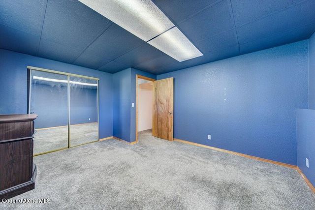 8811 N Davis Circle, Hayden, ID 83835