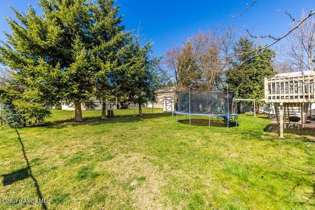 8811 N Davis Circle, Hayden, ID 83835