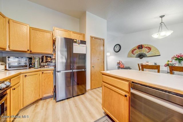 8811 N Davis Circle, Hayden, ID 83835