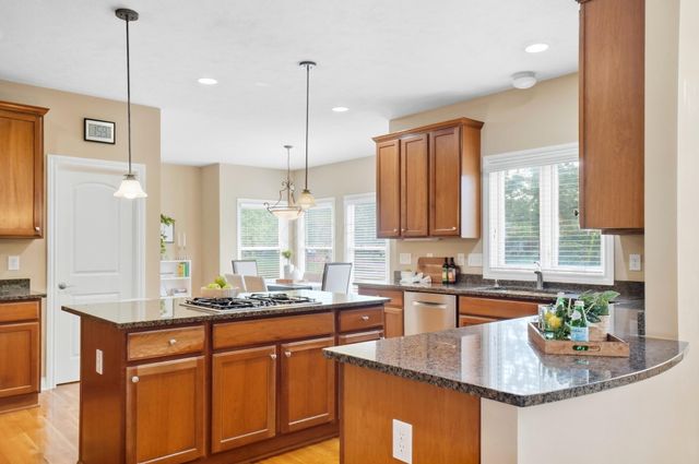 6725 Trafalgar Loop, Dublin, OH 43016