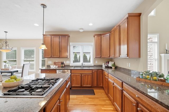6725 Trafalgar Loop, Dublin, OH 43016