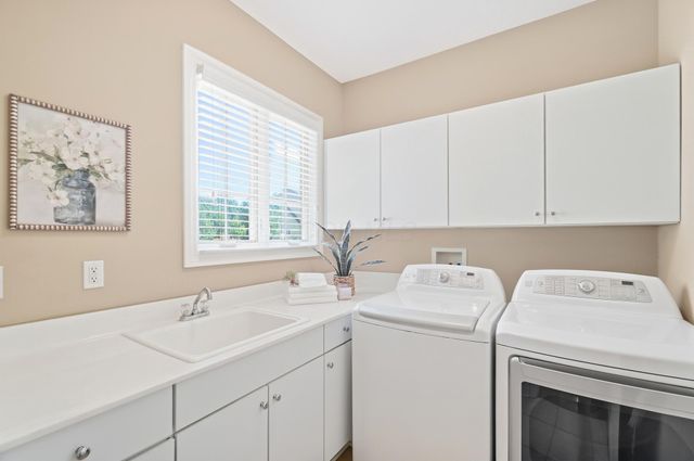 6725 Trafalgar Loop, Dublin, OH 43016