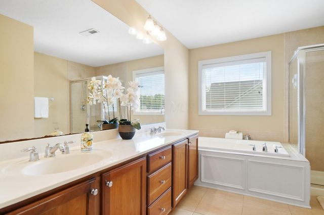 6725 Trafalgar Loop, Dublin, OH 43016