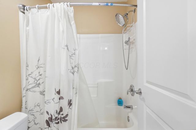6725 Trafalgar Loop, Dublin, OH 43016