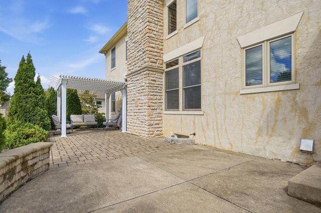 6725 Trafalgar Loop, Dublin, OH 43016