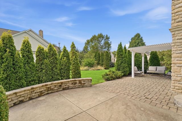 6725 Trafalgar Loop, Dublin, OH 43016