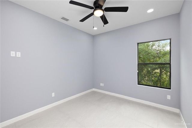 1216 W Harrison Avenue, Alton, TX 78573