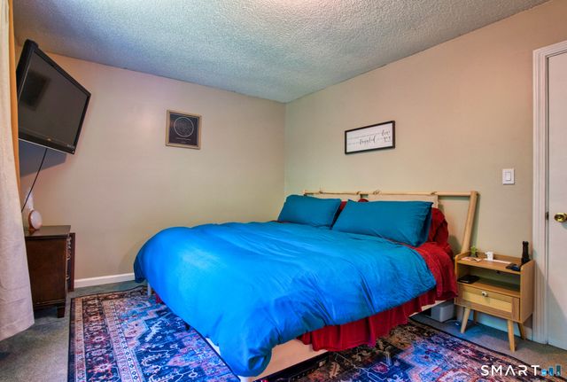 117 Melbourne Court, Naugatuck, CT 06770