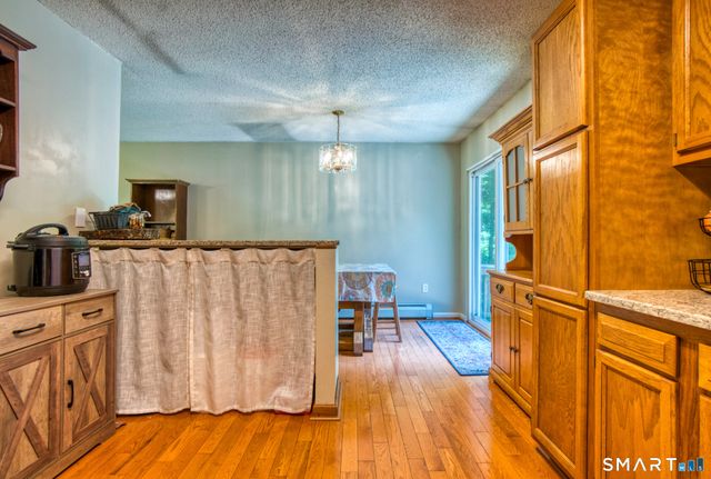 117 Melbourne Court, Naugatuck, CT 06770
