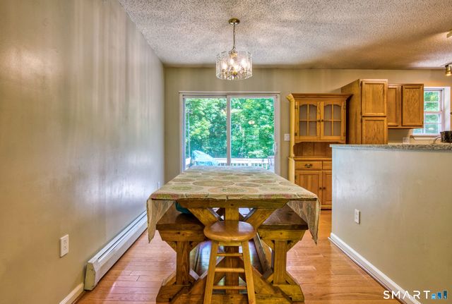 117 Melbourne Court, Naugatuck, CT 06770