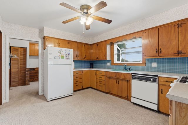 3642 S Farm Road 69, Republic, MO 65738
