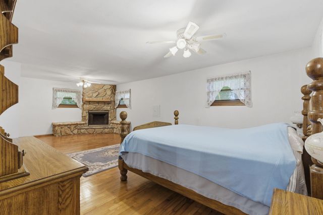 3642 S Farm Road 69, Republic, MO 65738