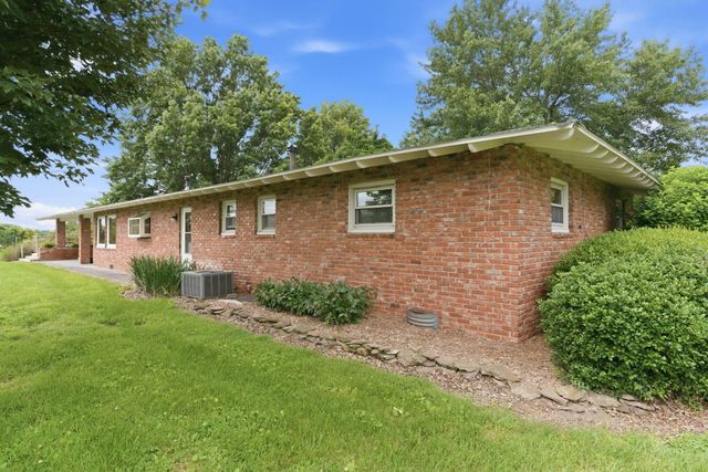 3642 S Farm Road 69, Republic, MO 65738