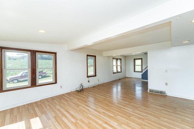 2605 County Road 5 NW, Kalmar Twp, MN 55920