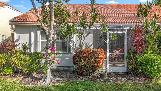 6174 Caladium Road, Delray Beach, FL 33484