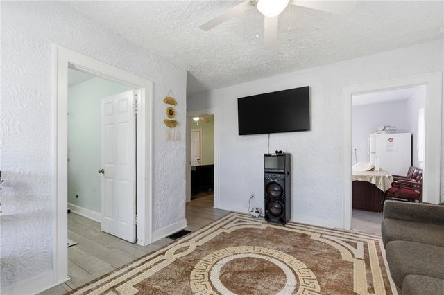 1428 Valley Street, Dayton, OH 45404