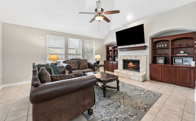 1301 Bramble Lane, Mansfield, TX 76063