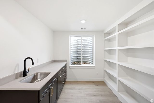 1515 S 920 E, Salem, UT 84653