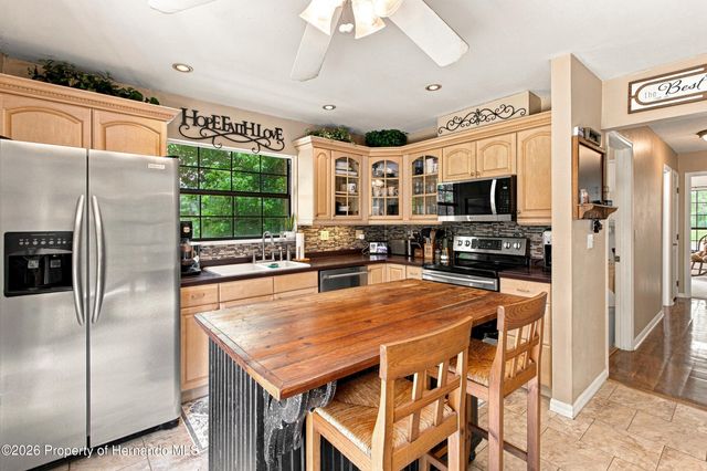 527 Colonial Drive, Brooksville, FL 34601