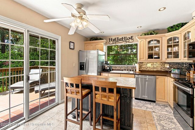 527 Colonial Drive, Brooksville, FL 34601