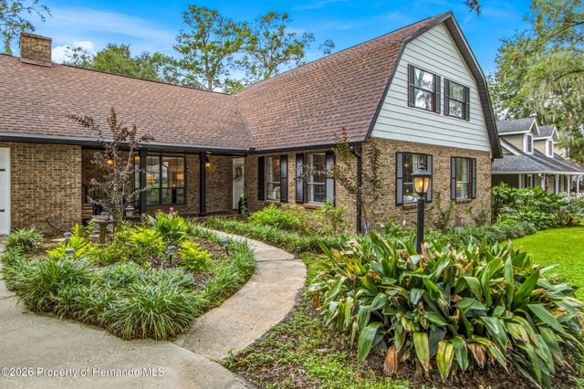 527 Colonial Drive, Brooksville, FL 34601