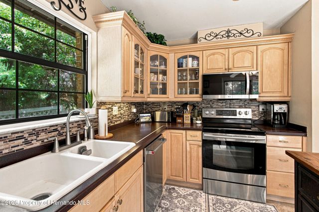 527 Colonial Drive, Brooksville, FL 34601