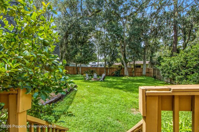 527 Colonial Drive, Brooksville, FL 34601