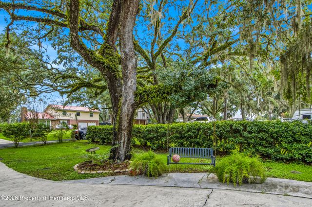 527 Colonial Drive, Brooksville, FL 34601