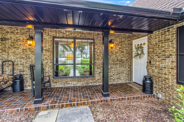527 Colonial Drive, Brooksville, FL 34601