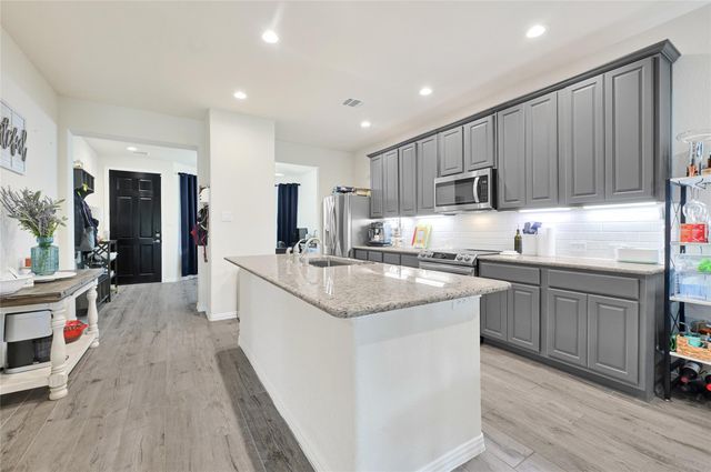 13331 Pecan Trails Drive, Santa Fe, TX 77510